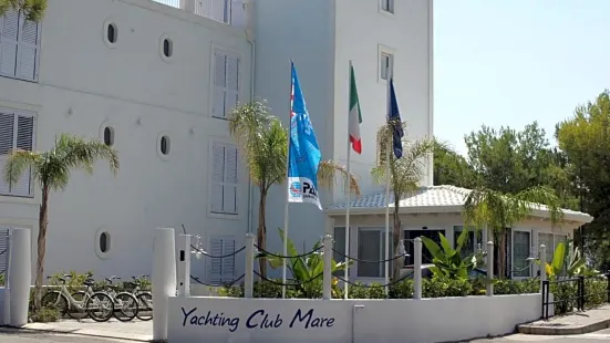 Yachting Club Mare