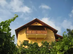 วินวิลล์คอทเทจอัคมัน