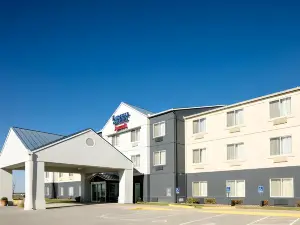 Fairfield Inn & Suites Kansas City Airport