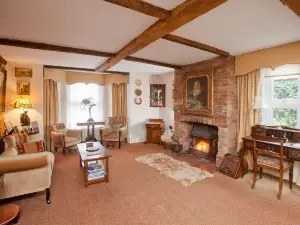 The Old House Guest House