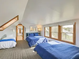 Prime Coastal Location! Large Family Villa