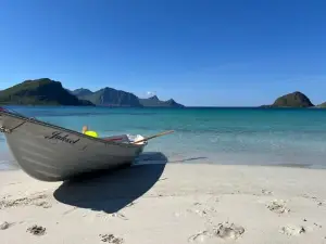 Magic Views and Walking Distance to Best Beaches