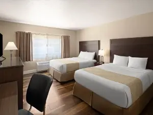 埃弗里特市中心Travelodge by Wyndham酒店