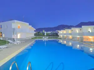Reina Apartments