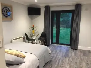 Tudor Lodge Guest Accommodation