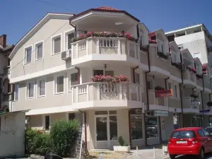 Apartments Matjan with Private Garages