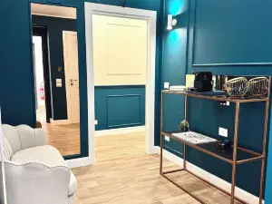 Charm Airport