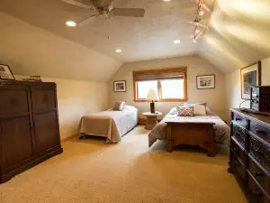 Mountain View Studio