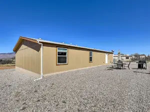 Desert Escape Off I-10 w/ over 1 Enclosed Acre!