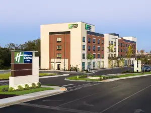 Holiday Inn Express & Suites Murfreesboro West by IHG