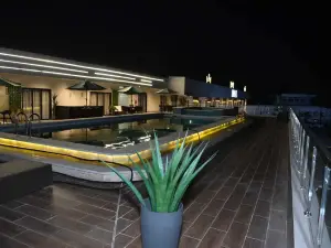 洛維拉酒店