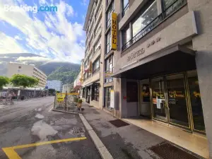 德拉波斯特飯店