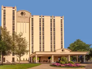 DoubleTree by Hilton Philadelphia Airport