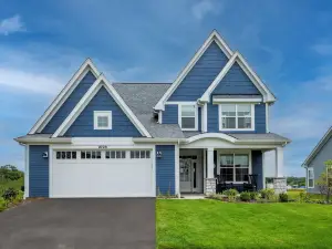 2728 Harbor Court
