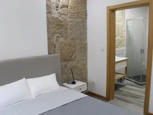 Alojamento Girassol - Guest House - Quarto Com Casa de Banho Privativa