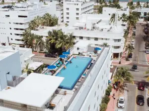Fairwind Hotel Miami