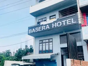 Hotel Basera