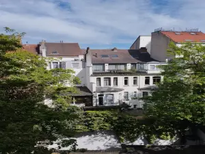 New Hotel Charlemagne