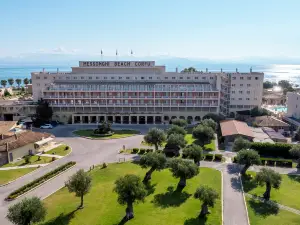 Canvas by Mitsis Messonghi