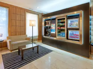 iStay by NH Zaragoza Sport Hotel