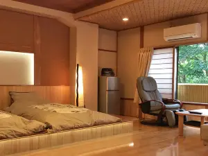 Ito Onsen Otonashi No Moiri Ryokufuen