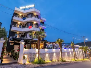 Sunshine Hotel