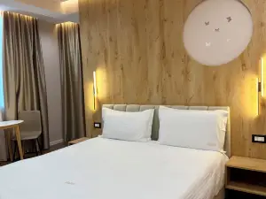 Villa24 Vlore
