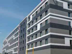 米蘭利納特機場 Moxy 酒店