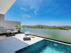 Ocean Villas - Luxury Ocean View Villas