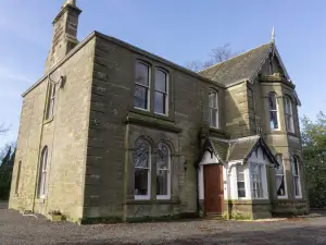 Newton Manor House - Luxury Retreat Sleeps 13