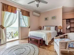 Braata @ Little Bay (Ocean View Villa)