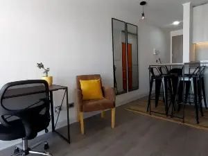 UChile Shopping Cowork Estacionamiento
