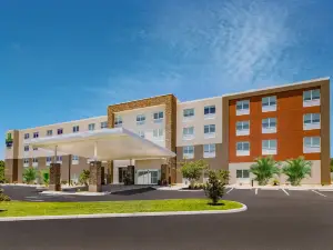 Holiday Inn Express & Suites Ruskin - Sun City by IHG