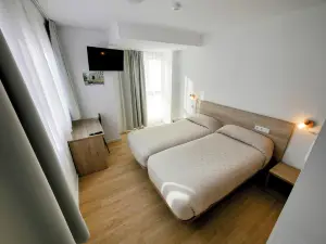 Hotel Myro