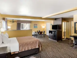 Quality Inn & Suites Capitola by the Sea