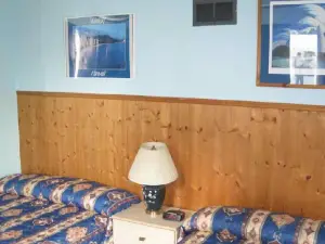 Rosecourt Motel