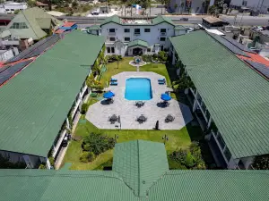 Quinta Dorada Hotel & Suites