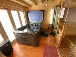 Nid du Merle Avec Sauna et Jacuzzi Privatif