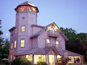 The Oak Bluffs Inn