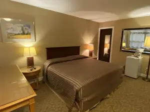 Twin Creeks Motel
