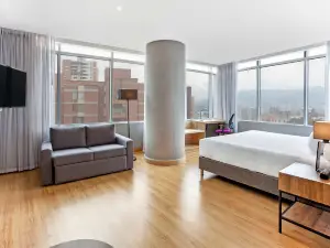 La Quinta by Wyndham Medellin