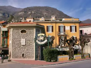 โรงแรมโปสตา