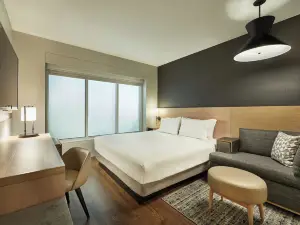 Hyatt Place Vancouver / Metrotown