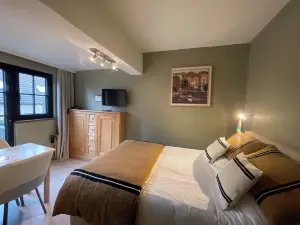 Hotel Piano 2 - Mont-St-Guibert - Louvain-la-Neuve