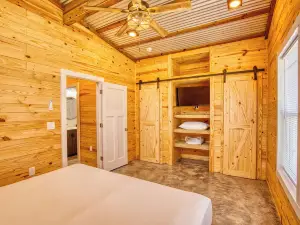 Lagoon Ranch Luxury RV and Cabin Resort