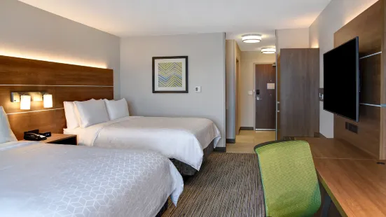 Holiday Inn Express & Suites Ottawa