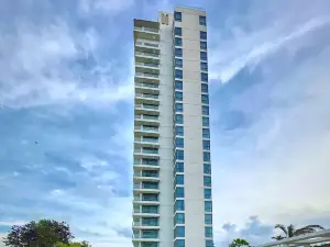 Mullet Bay Suites - Your Luxury Stay Awaits