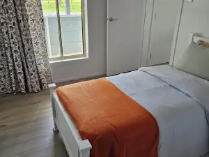 Farm cottage in 2.3 acres. Fully renovated for your comfort.