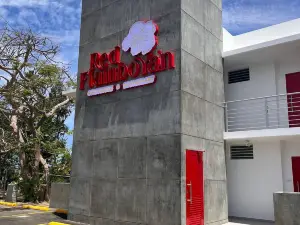 Red Flamboyan Guesthouse and Restaurant