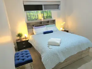 Stylish 2-Bedroom Apartment in Maddington, 15 Minutes from Perth Airport